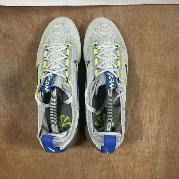 Nike Air VaporMax 2021 FK Men Size 8.5 'White Hyper Royal Volt' [DC9394-100] - Picture 5 of 9